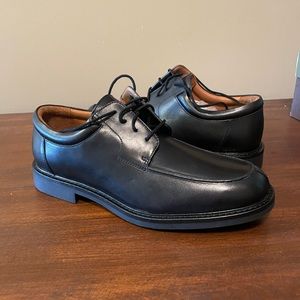 Men’s Johnston & Murphy Size 10